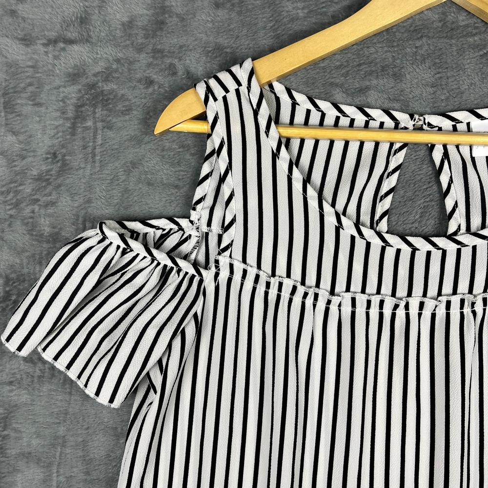 Soho Jeans Womens XS Black White Striped Cold Shoulder Blouse Summer Top - Picture 3 of 16